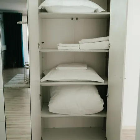 Apartment Amira *